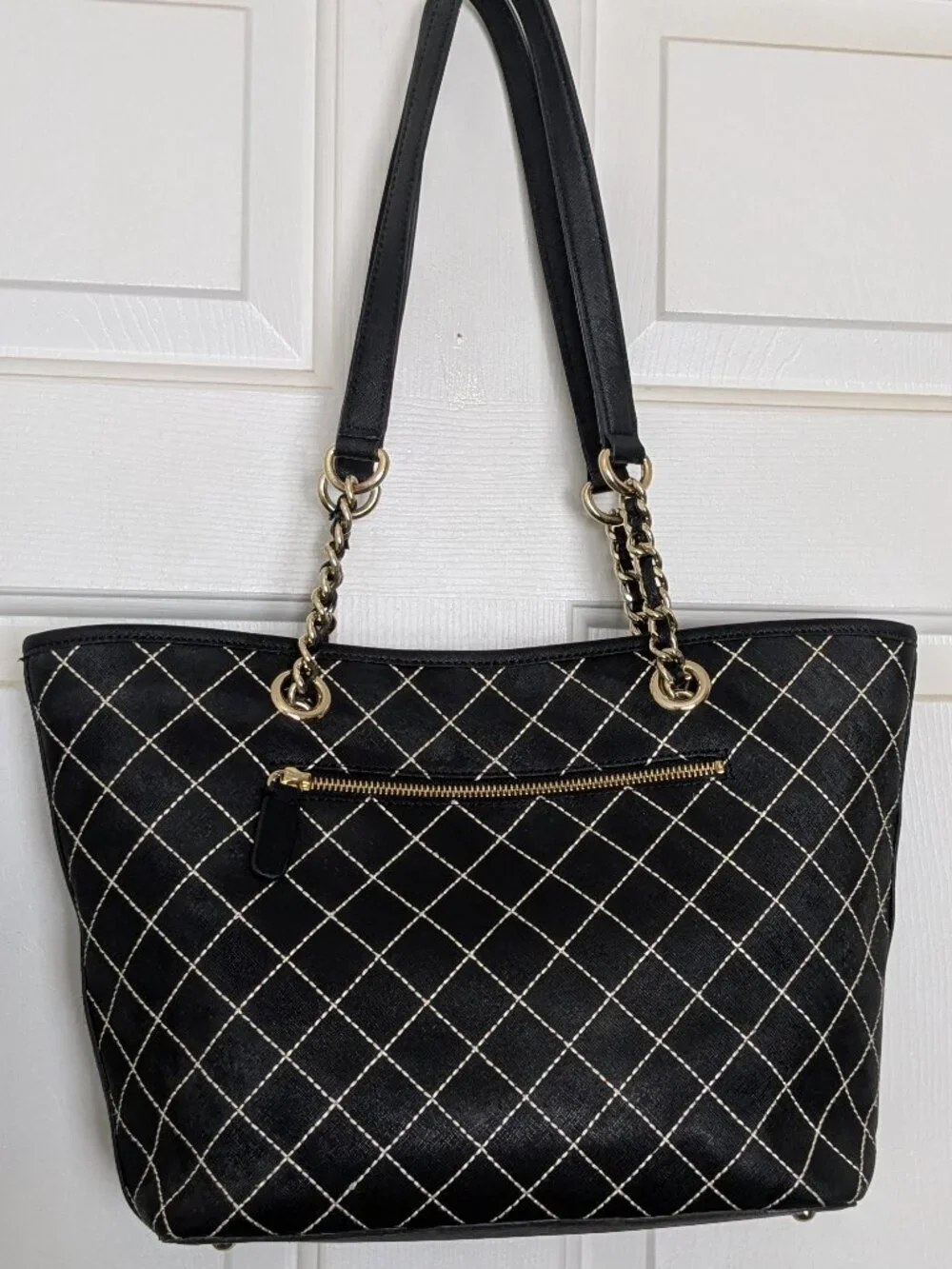 Calvin Klein Women's Shoulder Bag Purse Black / White